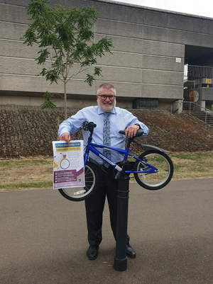 Image courtesy of Bedford Borough Council Mayor Dave Hodgson Ukraine Bike