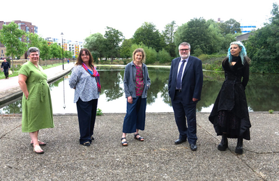 Photography by Mark Deg and Izzy Smart Mayor Dave Hodgson meets Recovery Code X